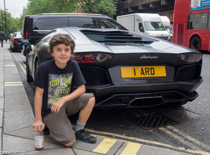 Kasm with a Lamborghini